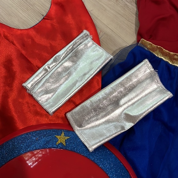 Wonder Woman Outfit for 5-7 year old - Picture 3 of 7